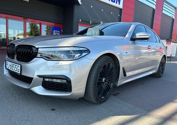 BMW Seria 5 cena 165000 przebieg: 64000, rok produkcji 2019 z Leszno małe 67